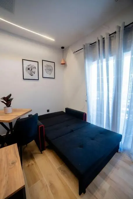 Apartment Coloris Rubrum Room Thessaloniki