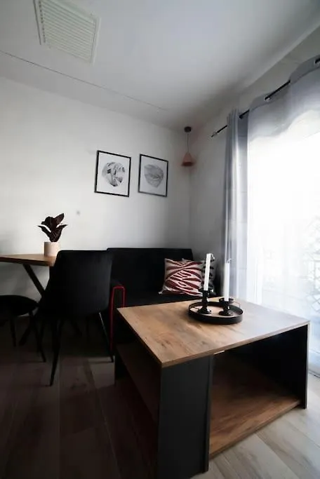 Apartment Coloris Rubrum Room Thessaloniki